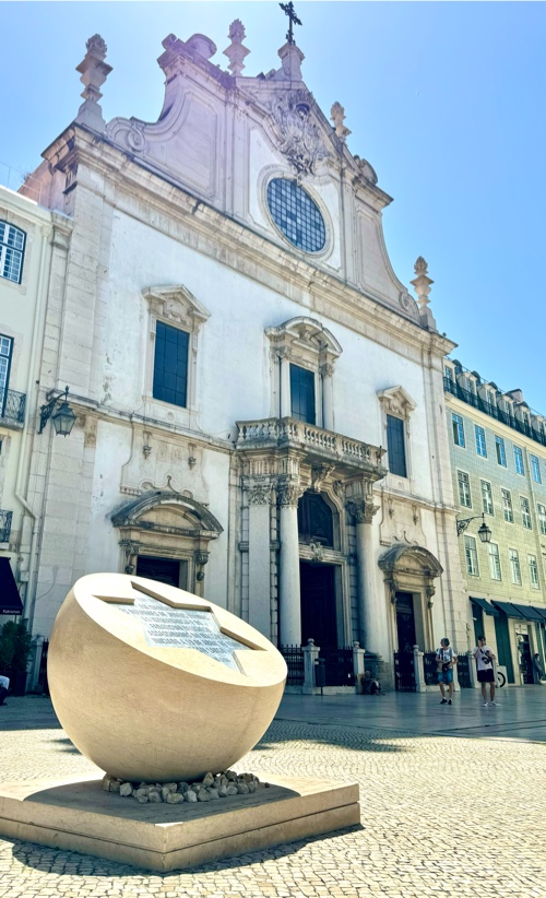 Largo de São Domingos Square and Igreja de São Domingos Church